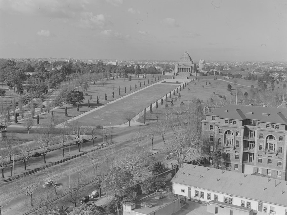 Govt. House & Shrine, Melbourne, 1947, SLV_cropped