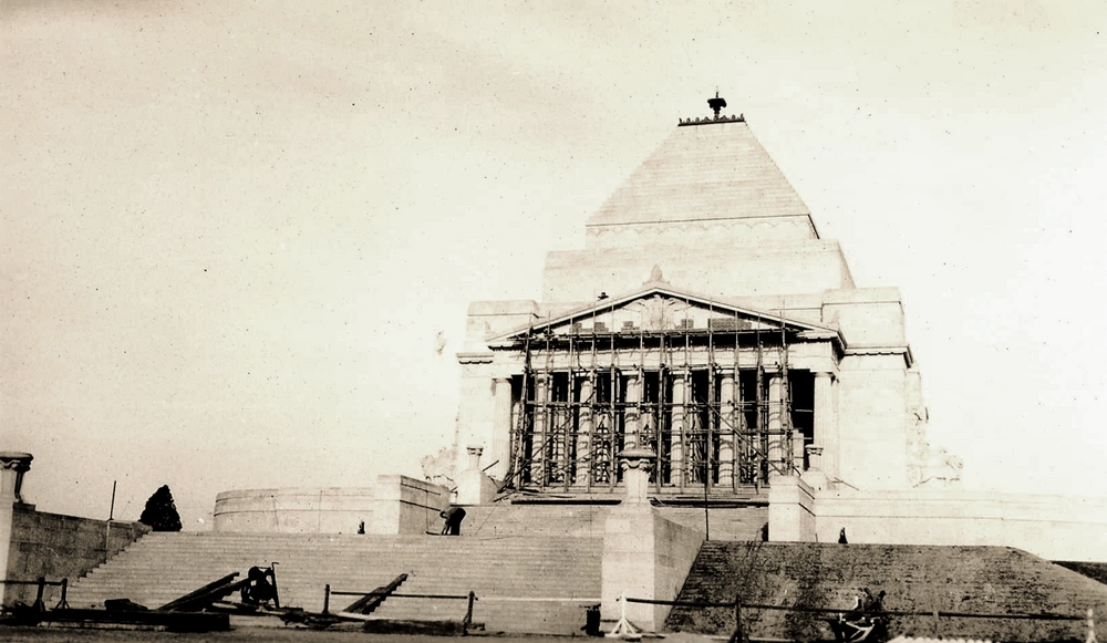 Portico nearing completion, Shrine of Remembrance, 1934, SLV