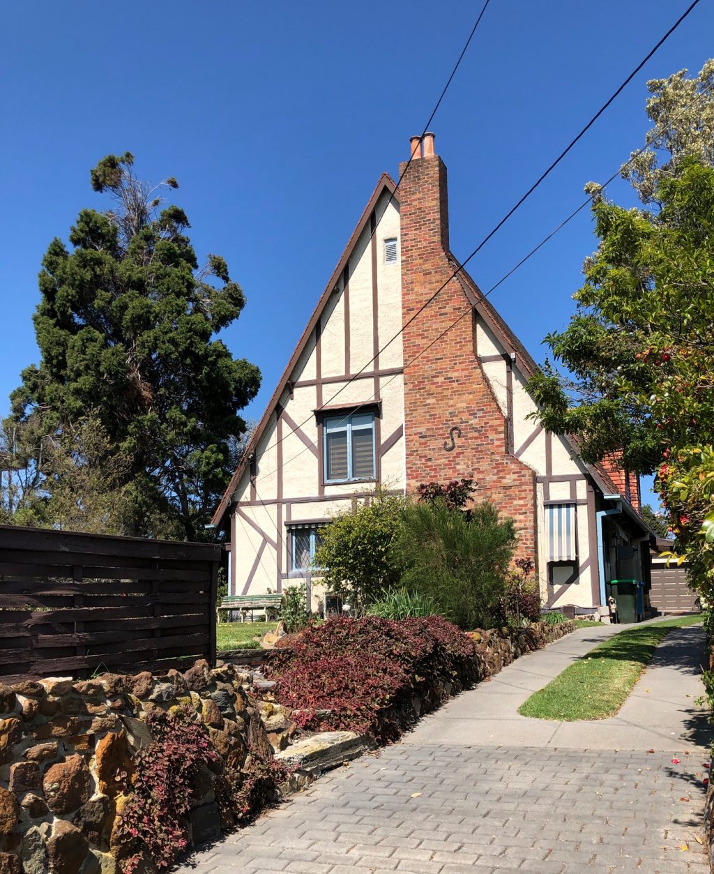 Esme Johnston House saved from demolition